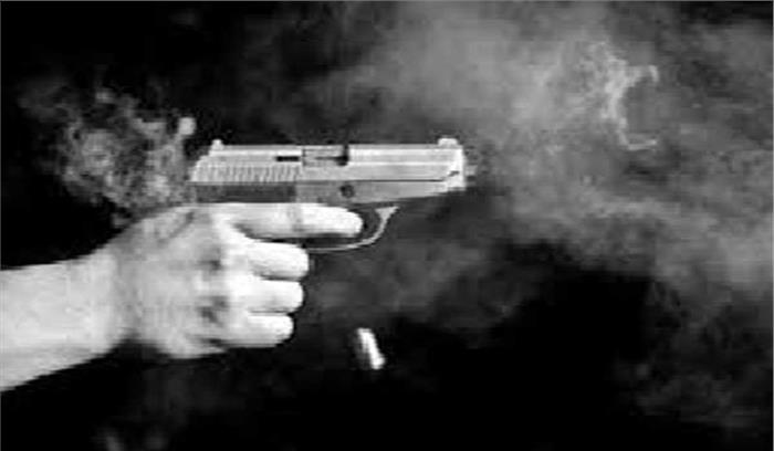 बिल्डर को बदमाशों ने मारी गोली, मौत बिल्डर को बदमाशों ने मारी गोली, मौत