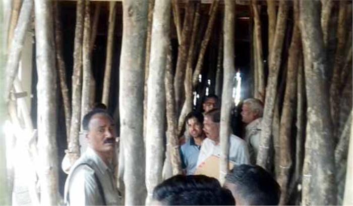 निर्माणाधीन भवन पर वन विभाग का छापा