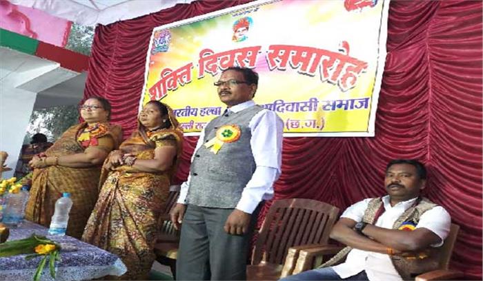 विधायक ने किया नवनिर्मित कलामंच का लोकार्पण