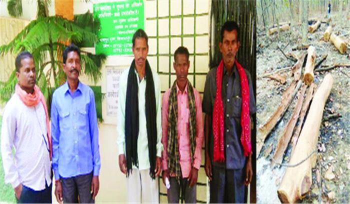 रेंजर व डिप्टी रेंजर पर दर्ज करें एफआईआर