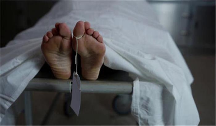 उप्र : पुलिस ने अंतिम संस्कार की चिता से महिला का शव बरामद किया