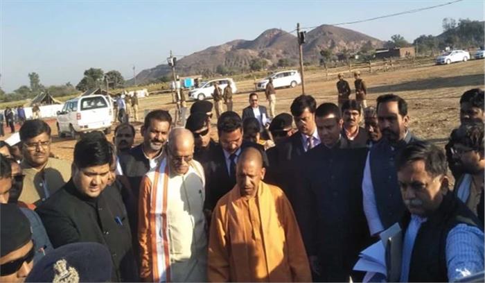 बुंदेलखंड के विकास में रीढ़ की हड्डी होगा एक्सप्रेसवे : योगी