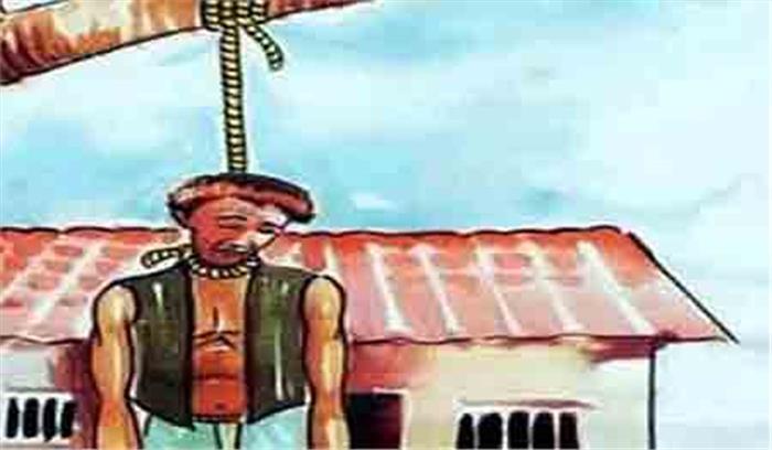 बुंदेलखंड : फसल कटाई के लिए मजदूर न मिलने पर किसान ने फांसी लगाई! बुंदेलखंड : फसल कटाई के लिए मजदूर न मिलने पर किसान ने फांसी लगाई!