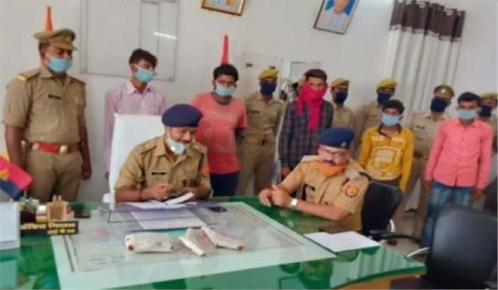 बुंदेलखंड : भाजपा सांसद का पेट्रोल पंप लूटने वाले 5 आरोपी गिरफ्तार