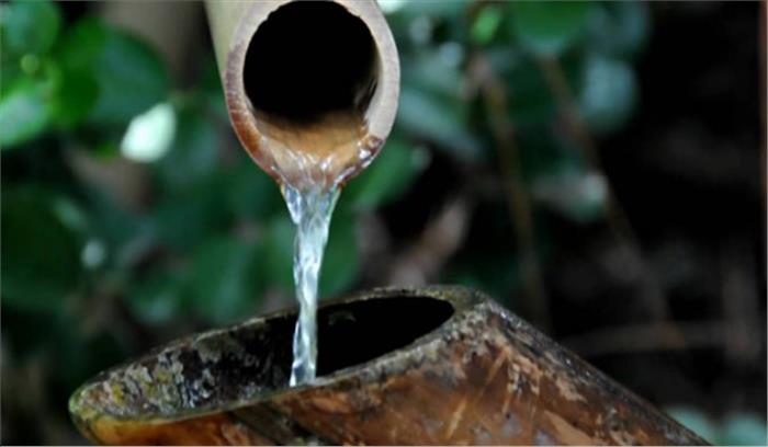 बुंदेलखंड: बारिश के पानी को क्या सहेजा, गांव वालों की जिंदगी ही खुशहाल हो गई