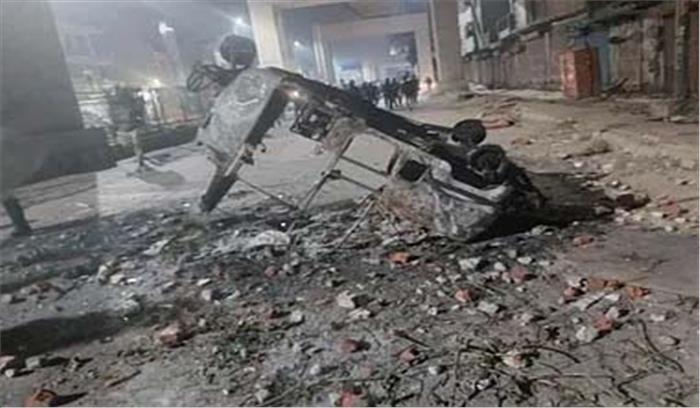 उत्तर पूर्वी दिल्ली में तीसरे दिन भी तनावपूर्ण माहौल