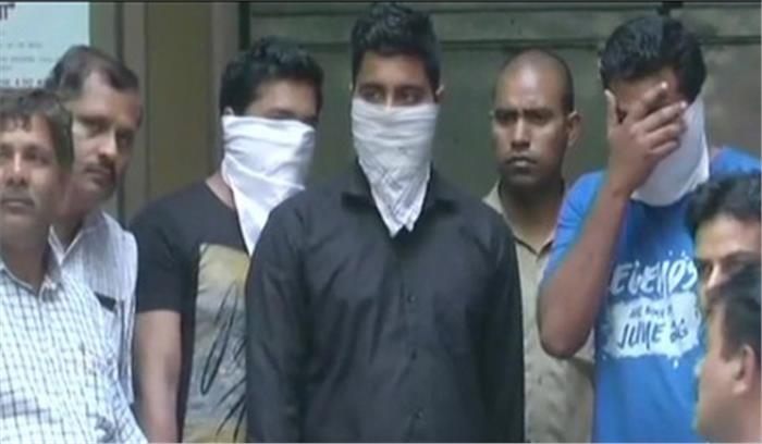 सीबीएसई प्रश्नपत्र लीक मामले में 3 गिरफ्तार सीबीएसई प्रश्नपत्र लीक मामले में 3 गिरफ्तार