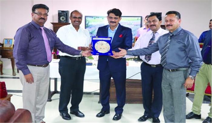 डीआईजी पीएस राजोरा ने ग्रुप केंद्र ग्रेनो का कार्यभार संभाला