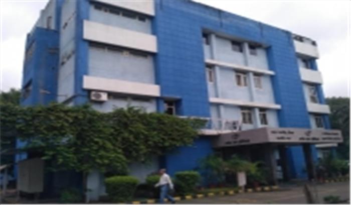 पत्नी के इलाज के लिए 130 किमी पैदल चले तमिलनाडु निवासी को सरकारी मदद का इंतजार पत्नी के इलाज के लिए 130 किमी पैदल चले तमिलनाडु निवासी को सरकारी मदद का इंतजार