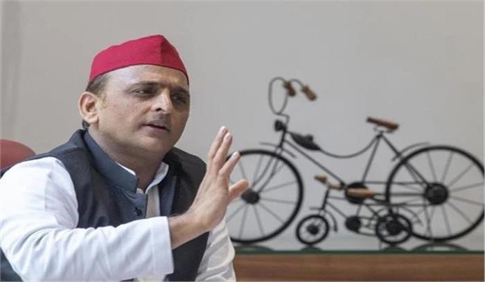 पूंजीवाद की पोषक भाजपा गरीबों की नहीं सुनती : अखिलेश