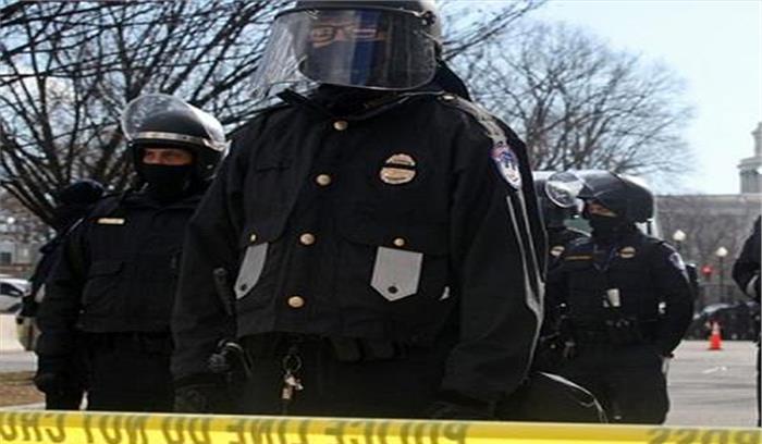 कैपिटल हिंसा मामले में छह पुलिसकर्मी निलंबित