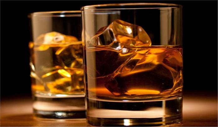 कार से विदेशी शराब बरामद