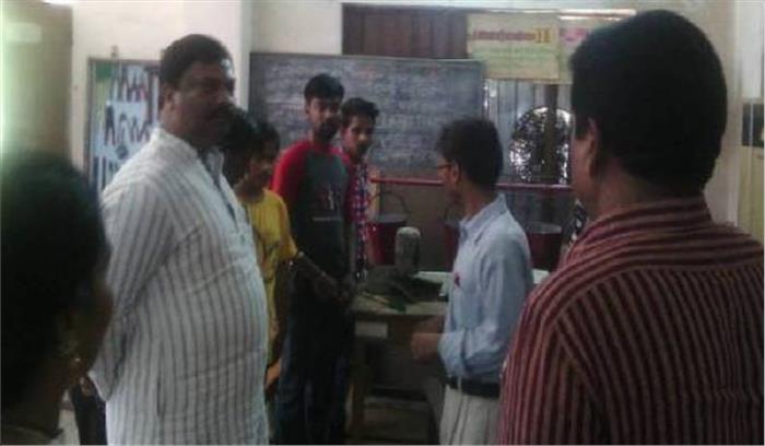 युवा कैरियर निर्माण योजना व अंत्यावसायी विकास निगम के प्रशिक्षण केन्द्र का निरीक्षण