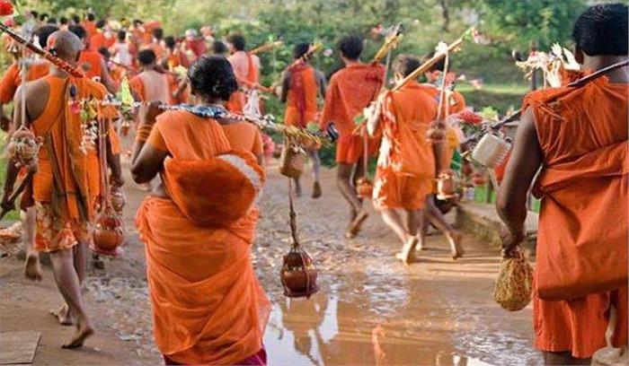 कावड़ यात्रा को लेकर पुलिस ने फुटपाथों से हटाया अतिक्रमण 