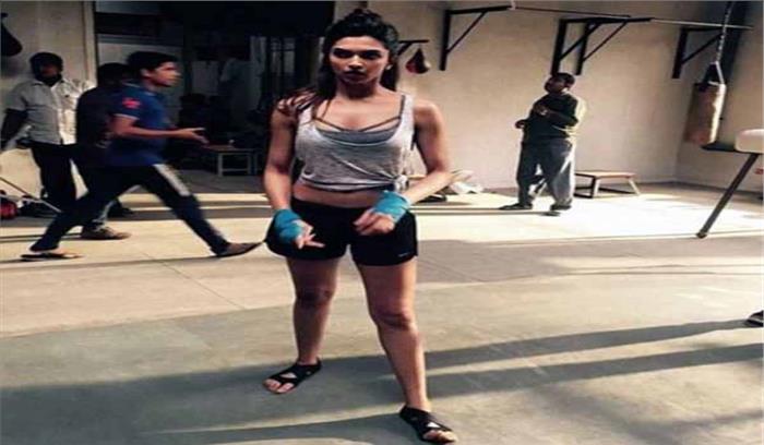 दीपिका पादुकोण फिटनेस को लेकर काफी जुनूनी हैं: यास्मीन