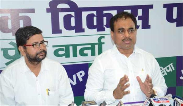 केंद्र और बिहार सरकार वोट की राजनीति में मस्त : अनिल कुमार