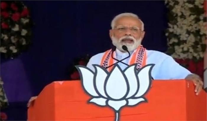 बीएसएफ देश की सीमाओं की कर्मठता से रक्षा कर रहा : मोदी