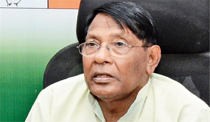 केंद्र सरकार का ‘वन नेशन वन वैक्सीन’ का नारा पूरी तरह से विफल हो गया : डॉ. उरांव केंद्र सरकार का ‘वन नेशन वन वैक्सीन’ का नारा पूरी तरह से विफल हो गया : डॉ. उरांव