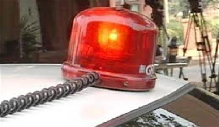 लाल बत्ती के इस्तेमाल पर लगी रोक