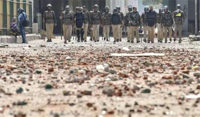 दिल्ली हिंसा : झुलसे जाफराबाद में कभी भी लग सकता है कर्फ्यू