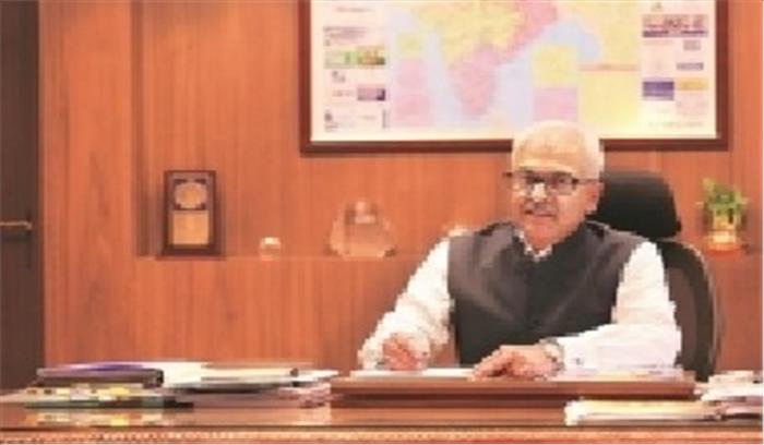 राज्य सरकारें ट्रकों का निर्बाध परिचालन सुनिश्चित करें : केंद्र