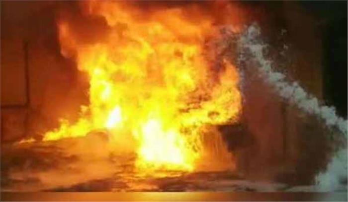 बडगाम: पुलिस थाने में लगी आग, 2 मंजिल जलकर खाक