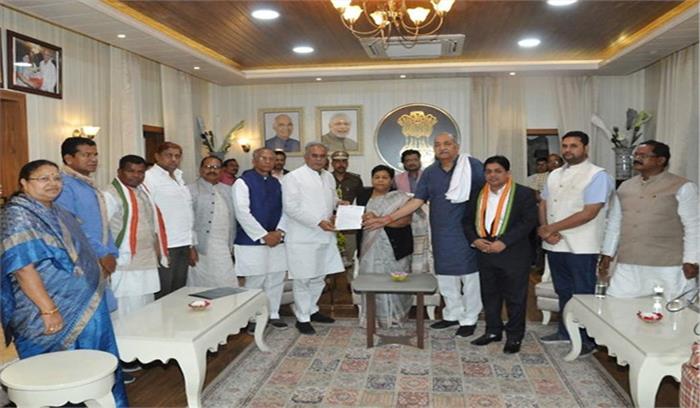 छग में आयकर छापे सरकार को अस्थिर करने की साजिश : भूपेश