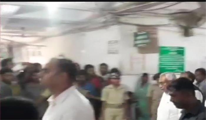 नीतीश कुमार ने मुजफ्फरपुर का दौरा किया, मृतकों की संख्या बढ़कर 108