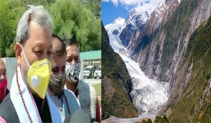 Glacier Burst in Chamoli:  सीएम ने हेलीकॉप्टर से किया निरीक्षण, 8 शव बरामद