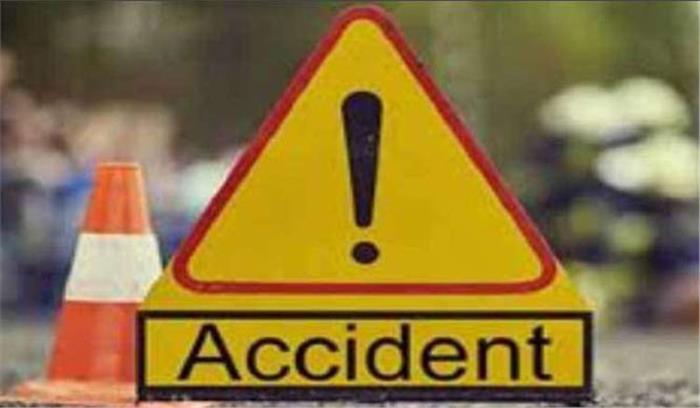 हरियाणा : सड़क हादसे में एक ही परिवार के 5 सदस्यों की मौत हरियाणा : सड़क हादसे में एक ही परिवार के 5 सदस्यों की मौत