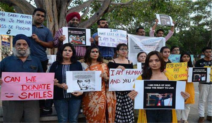 चंडीगढ़ में पत्रकारों का हत्याआें के खिलाफ प्रदर्शन