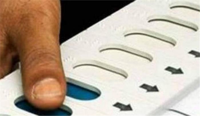 मुख्य चुनाव आयुक्त ने लोकसभा चुनाव की तैयारियों का लिया जायजा मुख्य चुनाव आयुक्त ने लोकसभा चुनाव की तैयारियों का लिया जायजा