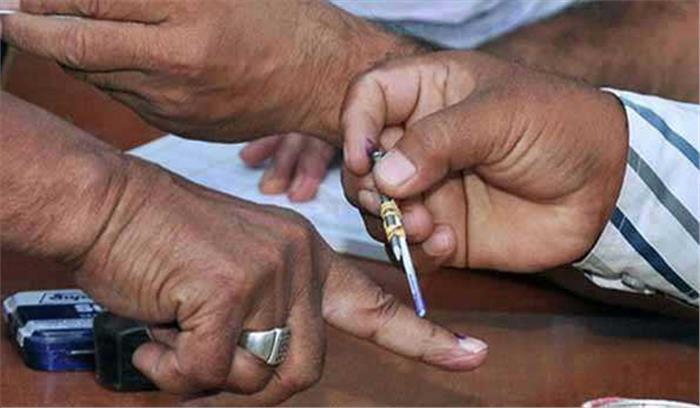 चांदनी चौक सीट के बूथ संख्या 32 पर पुनर्मतदान