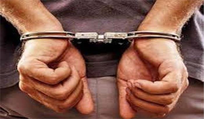 सारण जिले में हथियार के साथ तीन अपराधी गिरफ्तार