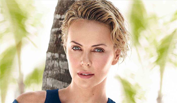 मेगन कैली की भूमिका में नजर आएंगी चार्लीज थेरॉन