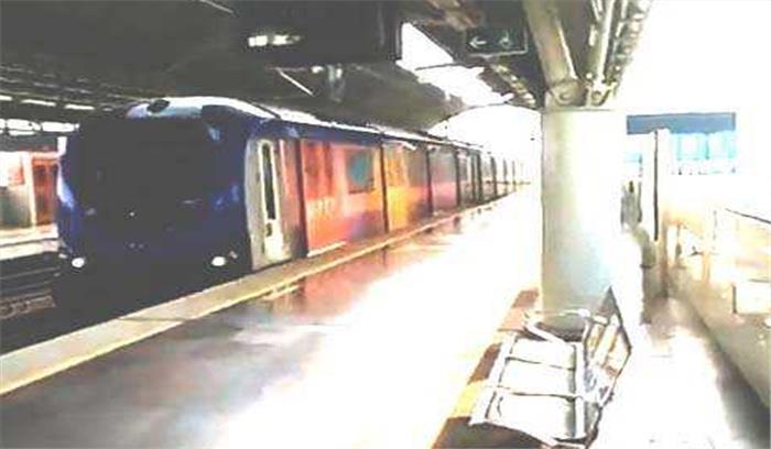 चेन्नई में 2 मेट्रो ट्रेन एक ही पटरी आई, हादसा टला