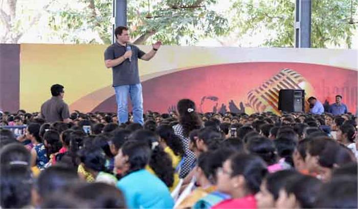चेन्नई के कॉलेज में बोले राहुल गांधी, सर नहीं सीधे राहुल बोलें