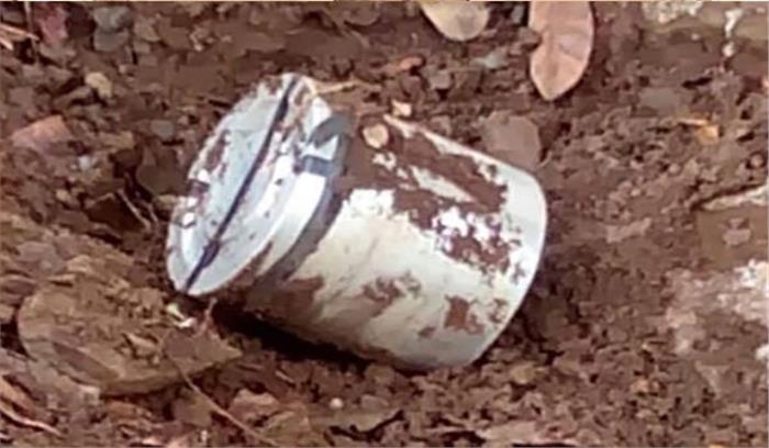 छग : नक्सली कमांडर का भाई टिफिन बम सहित गिरफ्तार