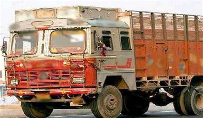 छग : धमतरी में ओडिशा से धान लाते 3 ट्रक पकड़ाए