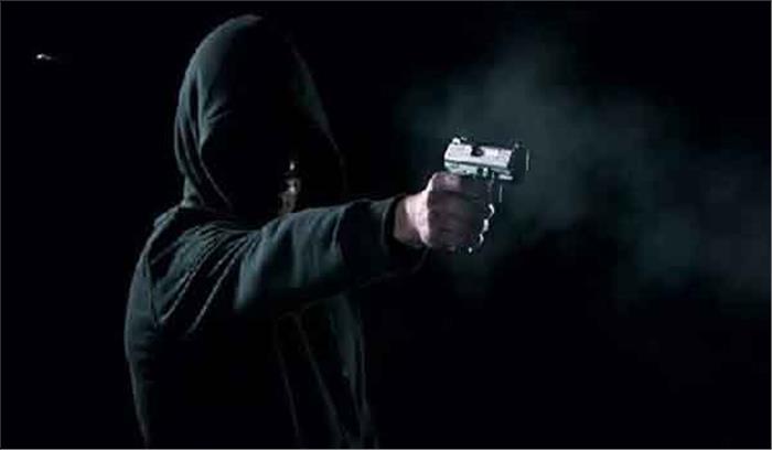 बिहार : मढ़ौरा के पूर्व विधायक लाल बाबू राय पर चली गोलियां, बाल बाल बचे