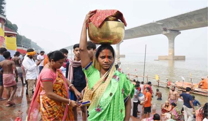 छठ पर्व पर दिल्ली में घाटों पर जुट सकती है 10 लाख की भीड़