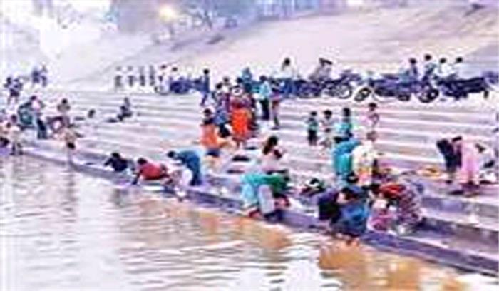 छत्तीसगढ़ : पुण्य स्नान के साथ राजिम कुंभ मेला शुरू