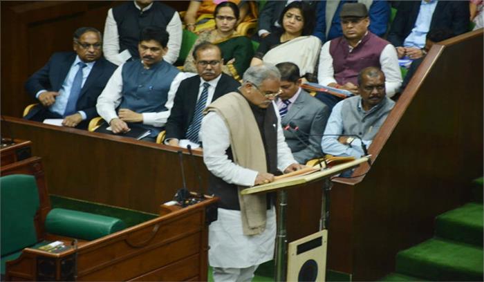 सीएम भूपेश बघेल ने पेश किया छत्तीसगढ़ का बजट सीएम भूपेश बघेल ने पेश किया छत्तीसगढ़ का बजट