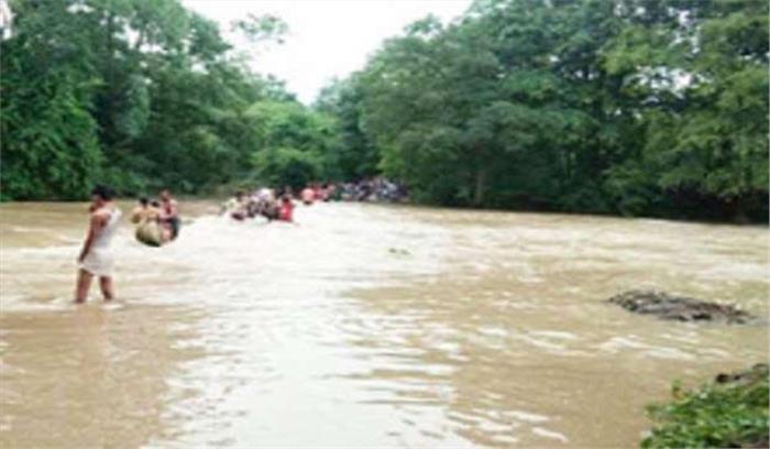 छत्तीसगढ़: बाढ़ से बेहाल बस्तर, दो लोगों की मौत