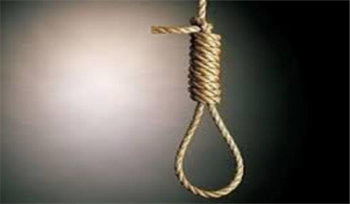 छात्र ने लगा ली फांसी छात्र ने लगा ली फांसी