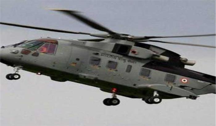 छत्तीसगढ़ के नक्सली क्षेत्रों में हेलीकॉप्टर से जाएगा मतदान दल