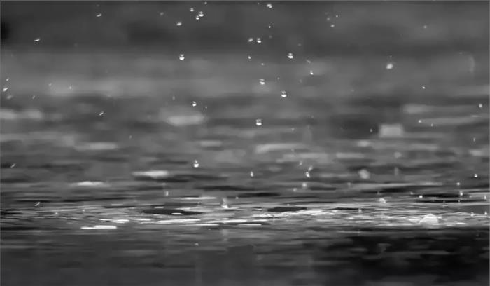 धमतरी जिले में हुई 32 मिमी औसत वर्षा धमतरी जिले में हुई 32 मिमी औसत वर्षा