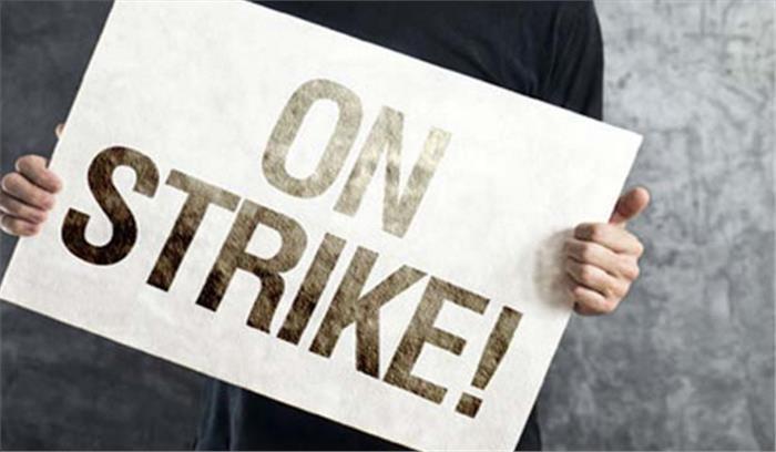 छत्तीसगढ़ में हड़ताल कर रहे एक लाख 80 हजार शिक्षाकर्मी  होंगे बर्खास्त