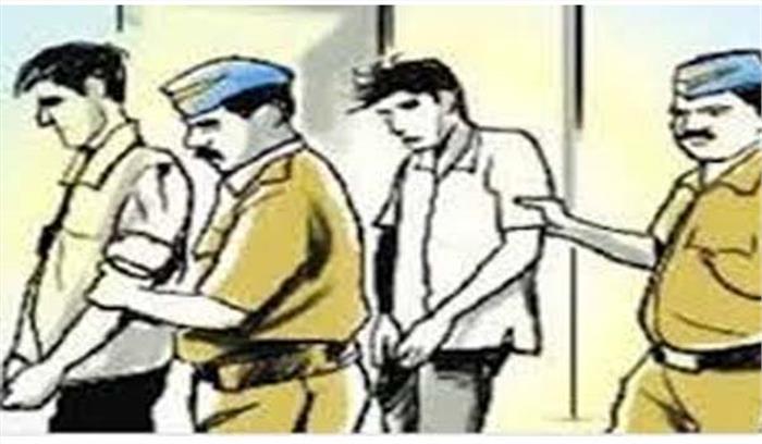 छिंदवाडा जिले में अवैध हथियार के मामले में दो गिरफ्तार छिंदवाडा जिले में अवैध हथियार के मामले में दो गिरफ्तार