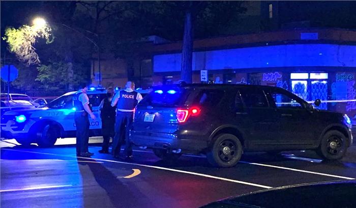 शिकागो में मेमोरियल डे वीकेंड के दौरान हुई गोलीबारी में 10 की मौत